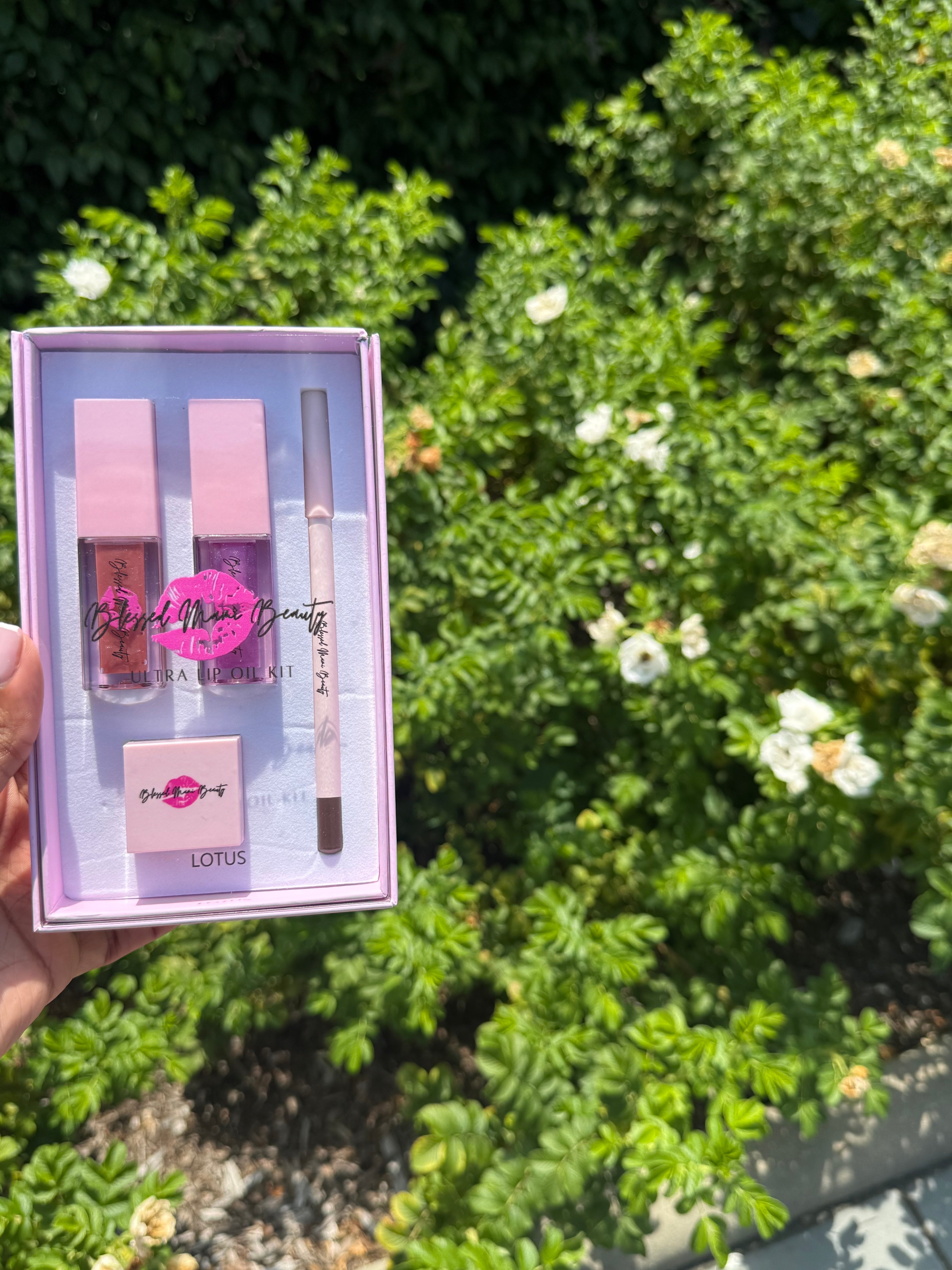 Lotus Ultra Lip Oil Kit °❀⋆.ೃ࿔